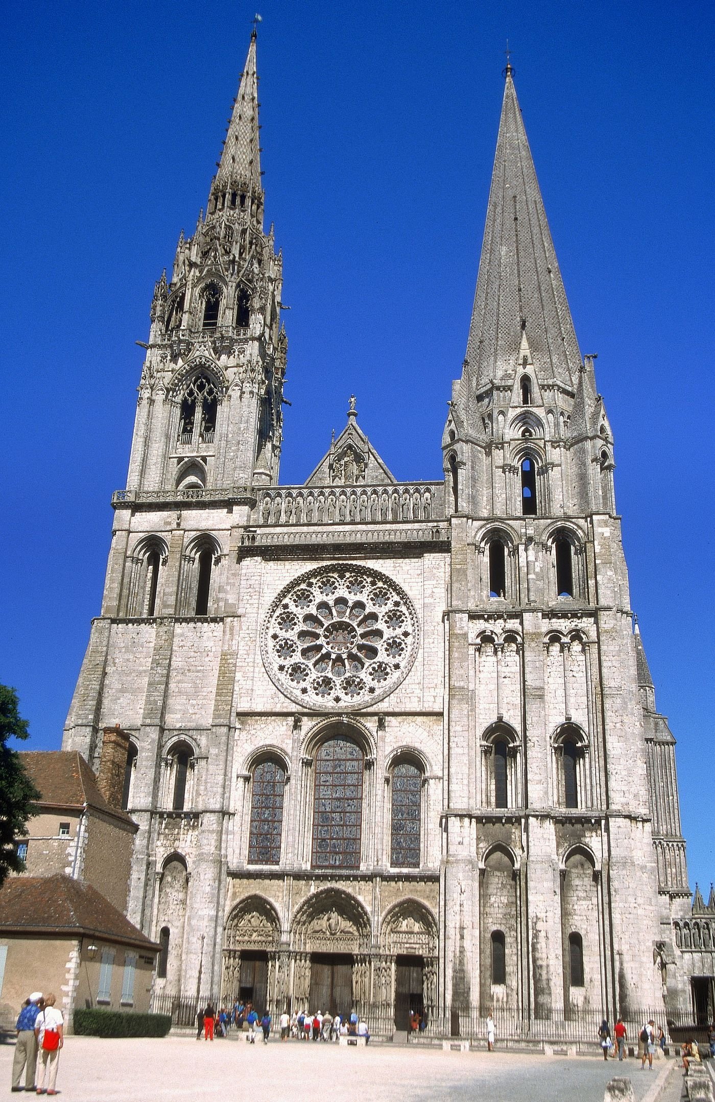 kathedrale_von_chartres_catoutfrance_phovoir_9f9aadffd8.jpg
